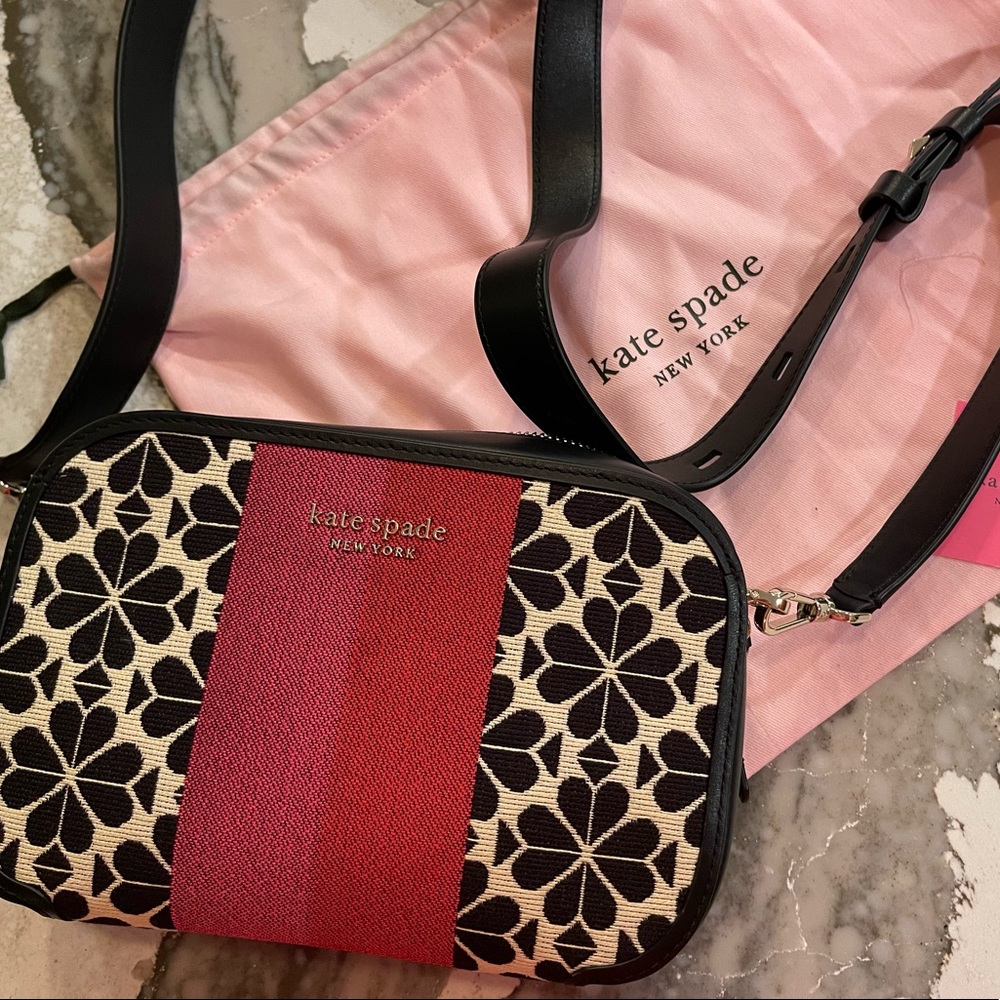 KATE SPADE CREAM MULTI SPADE FLOWER MEDIUM CAMERA BAG